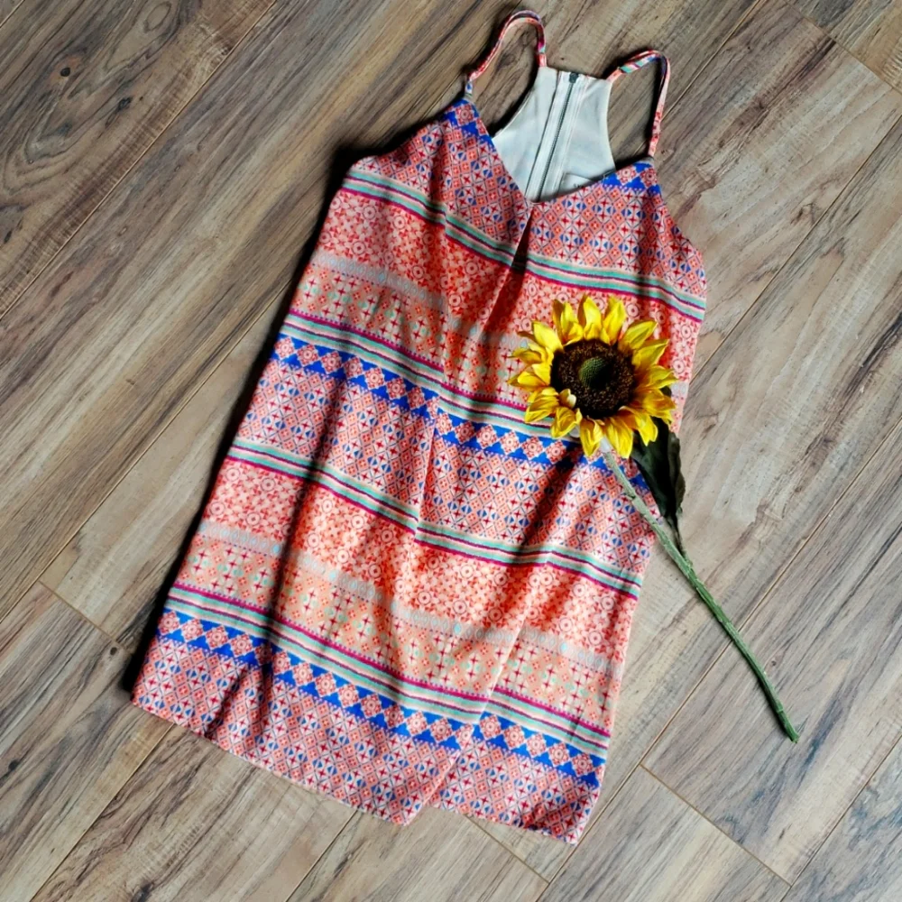 Ladies small dress - Picture 1 of 6